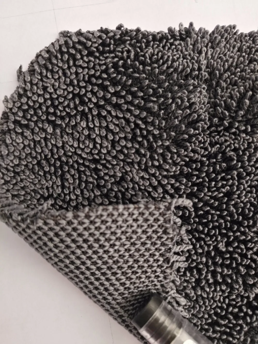 Полотенце для автомобиля из микрофибры серого цвета