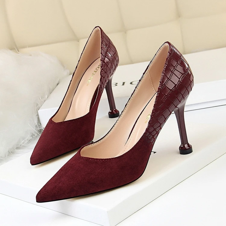 Simple Ladies Suede Stitching Snake Print Personality Women Pumps 9cm Stiletto Nail Pointed Toe High Heels