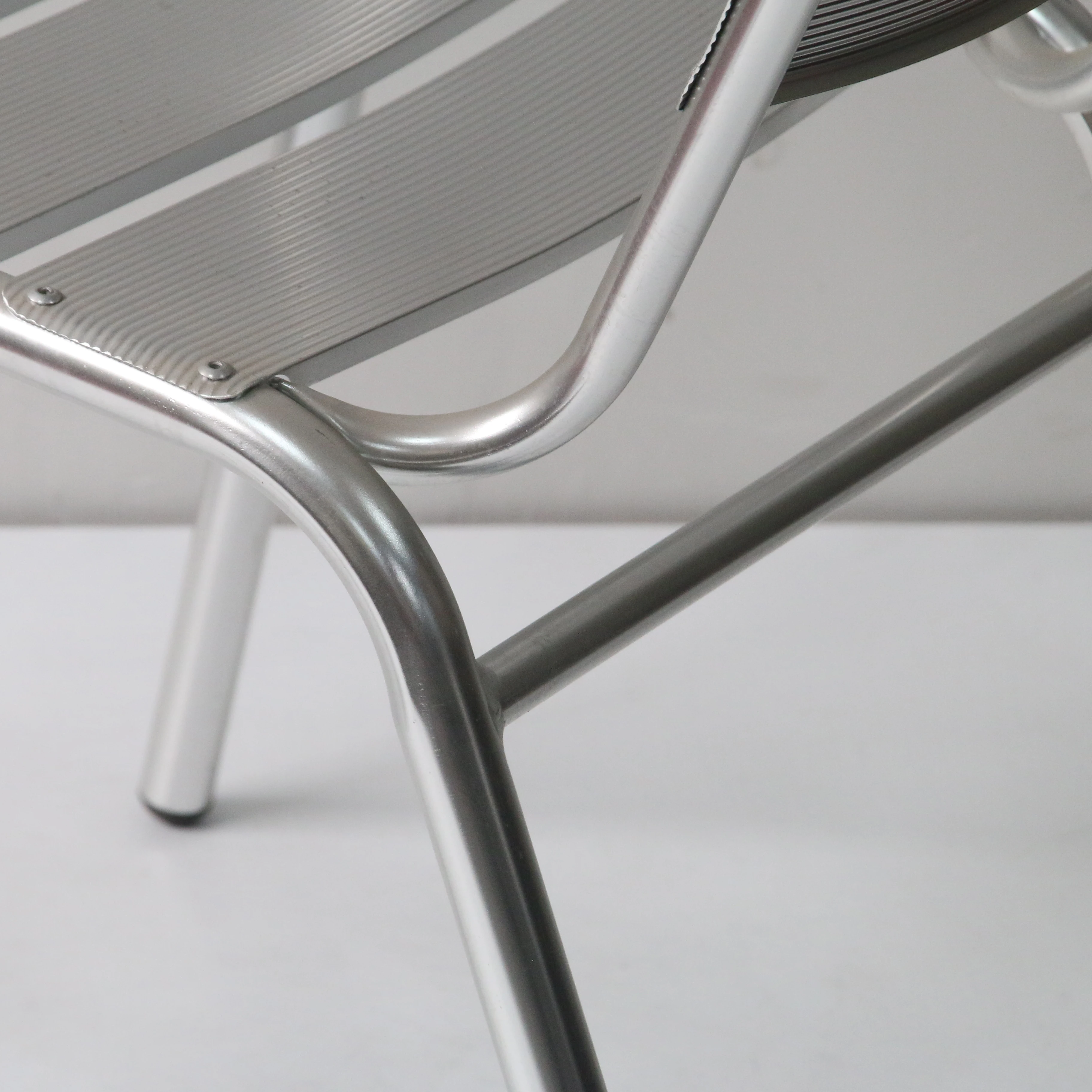 
Professional Iron For Balcony Modern Garden Wedding Aluminium Outdoor Chair 