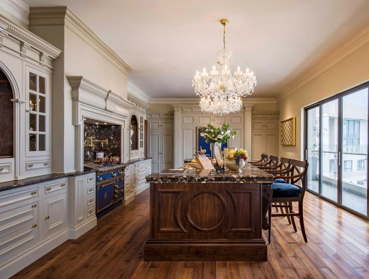 European Luxury Classic Kitchen With gray Solid Wood raised-panel Cabinets Large Island Custom Kitchen Cupboard Made In China