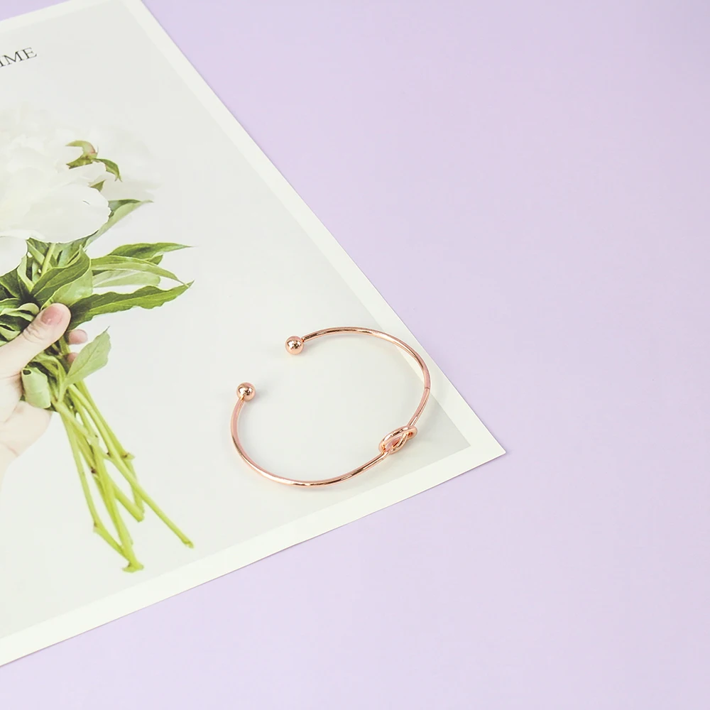 WIDEAL 12oz Bride White Tumbler Eye Sleep Mask Socks Makeup Bag Towel Bracelet Wedding Gift Set