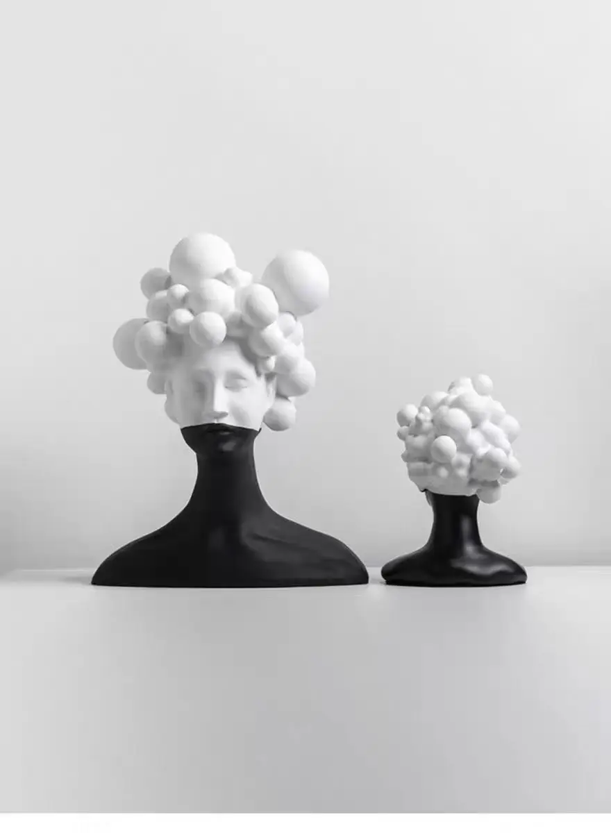 Resin decoration light luxury home decoration Black and white face figure hotel model room porch decoration