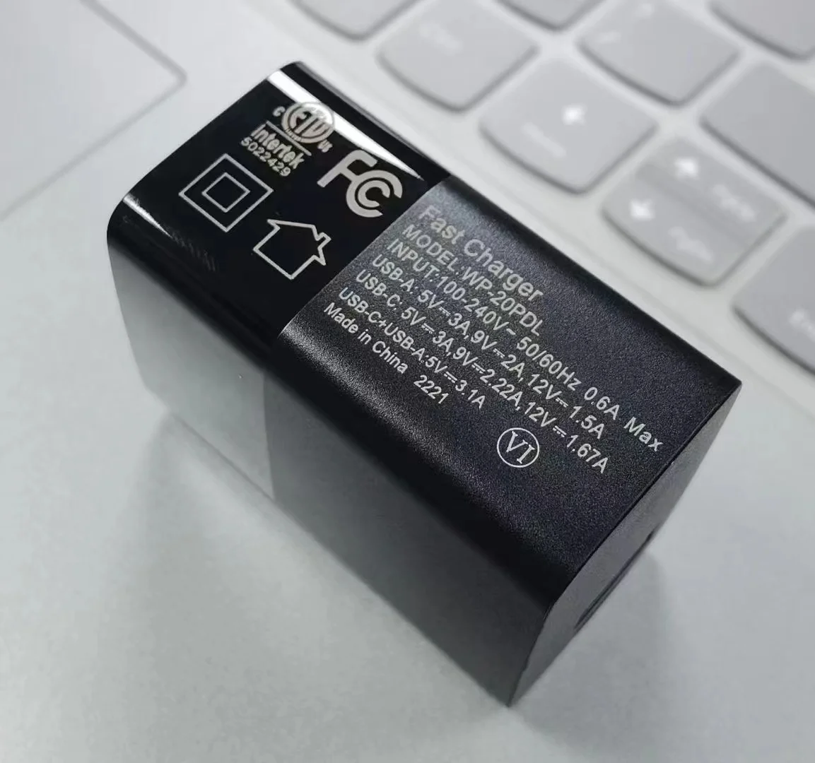 18w Wall Charger Pd Qc Usb Us 2022 Phone Quick Charger Adapter 12v 18w Qc 3.0 Fast Charger Carregador For Iphone