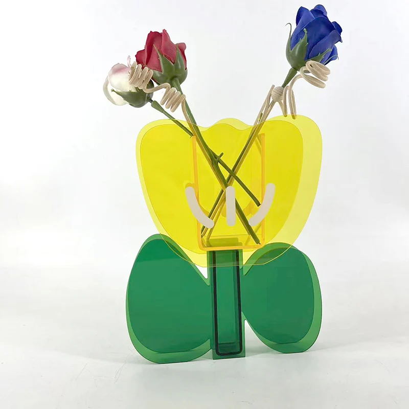 Factory customize designer Modern Minimalist Style high quality acrylic flower  vase for home decoration