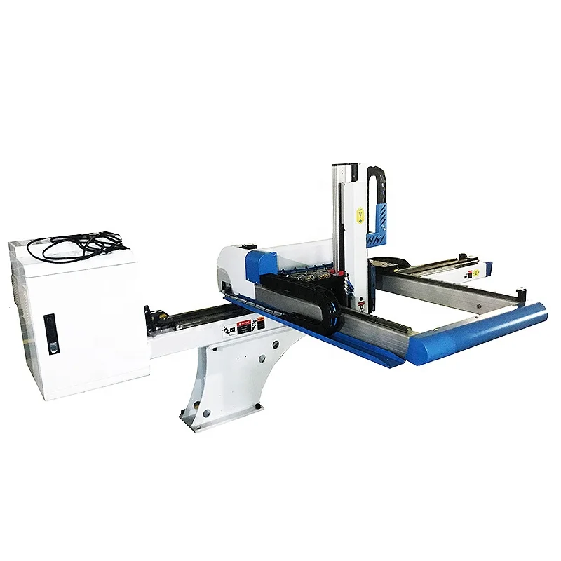 Kowey 3 Axis Servo motor Automatic Robotic arm with Injection Molding Machine