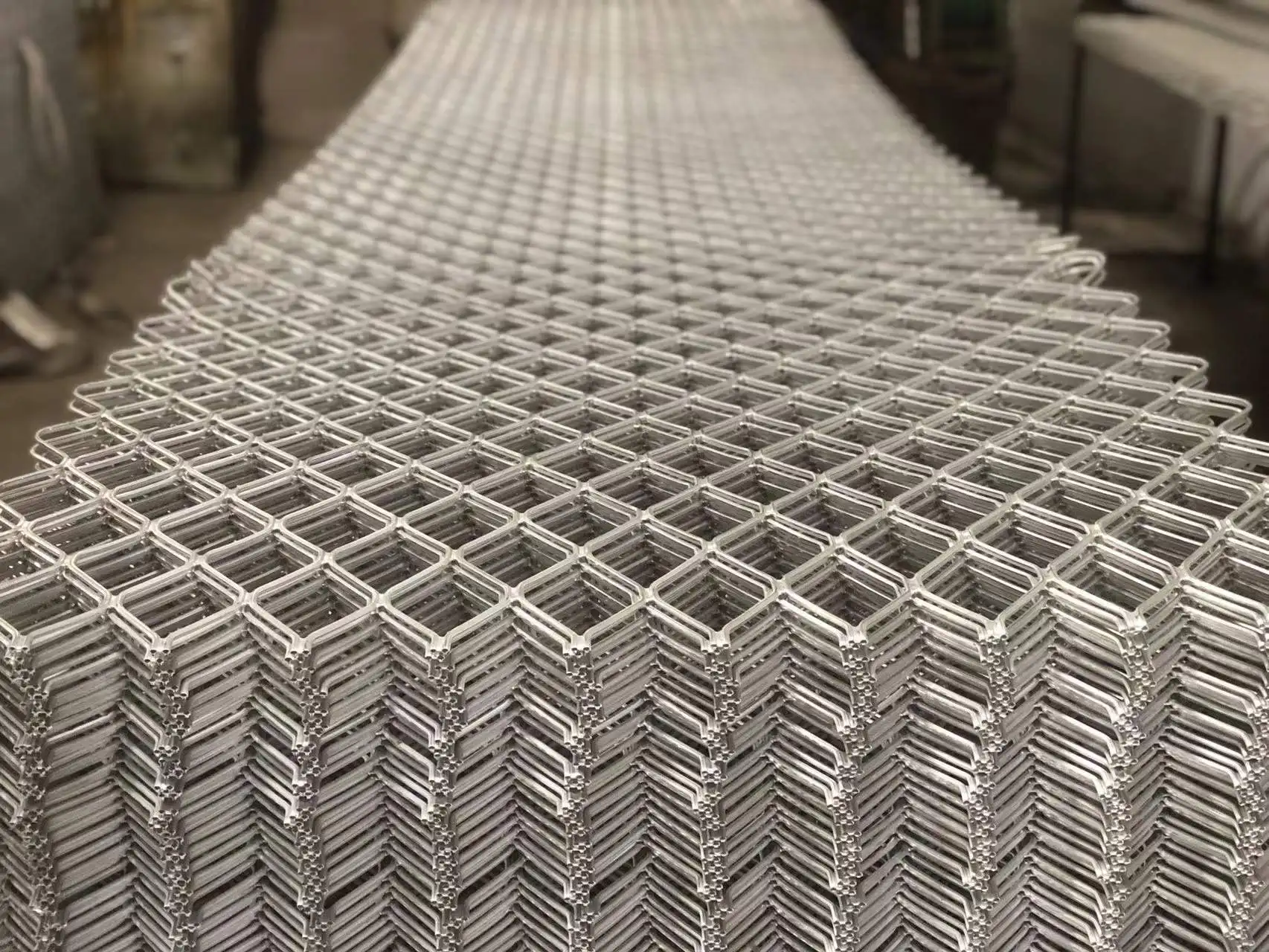 Manufacture High Security Panel Cladding Diamond Hole Wire Aluminum Expanded Metal Mesh