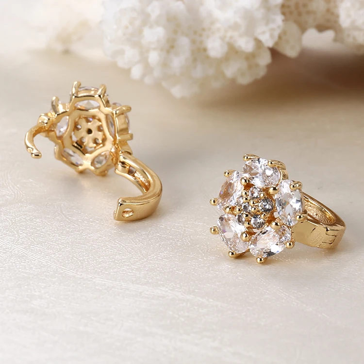 2018 Cheap Wholesale Ruby Earrings Colorful Zircon Fashion Jewelry Huggie Cartilage Earrings for Woman