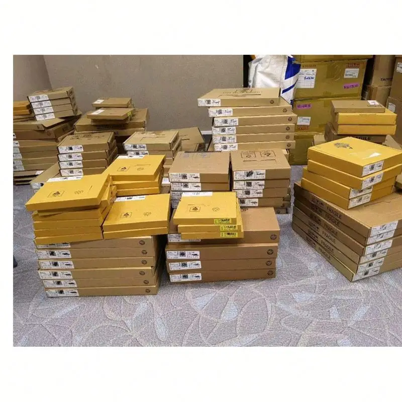 PIC18F65K40-I/PT New And Original MCU TQFP-64 32KB PIC18F65K40