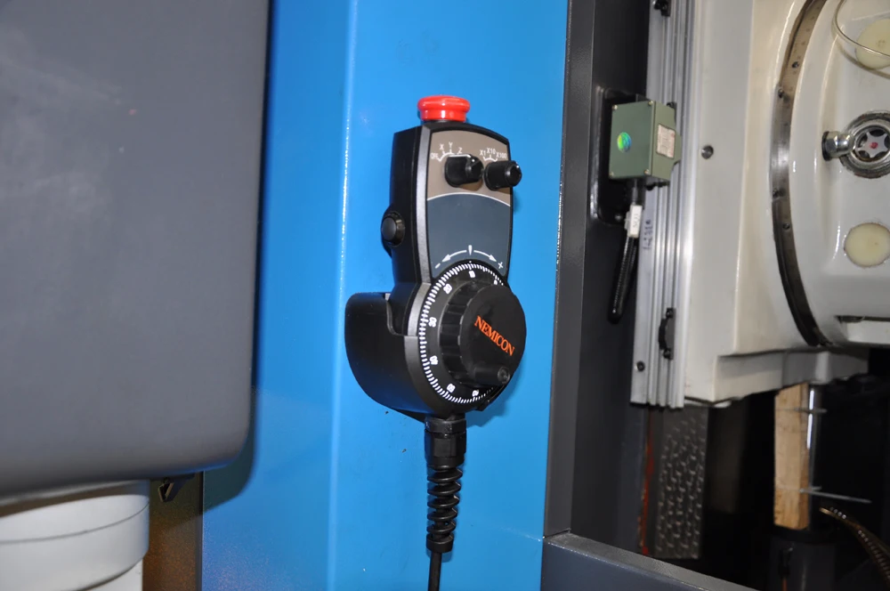 YK31400-6 cnc hobbing machine price gear cutting machine china