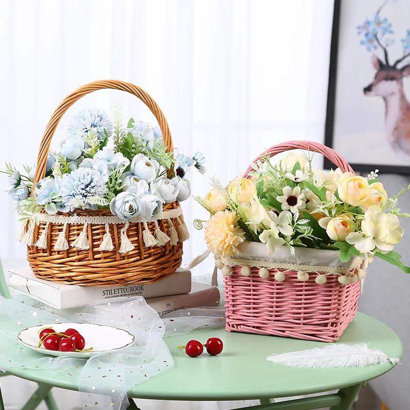 Source Factory Wholesale Hand-woven Flower Basket Household Goods Fresh Natural Garden Wicker Rattan Storage Basket Decoration