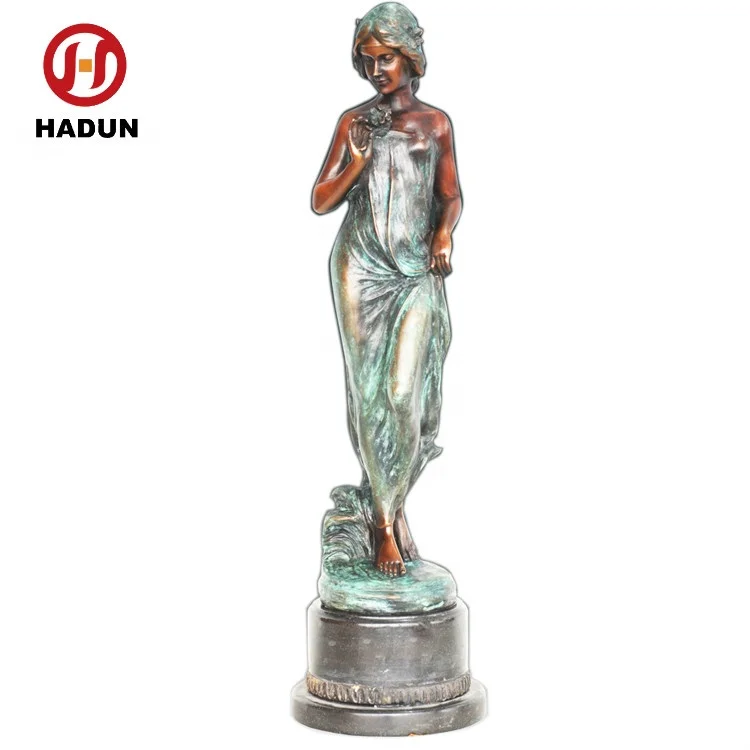 Античная маленькая бронзовая скульптура для декорирования дома