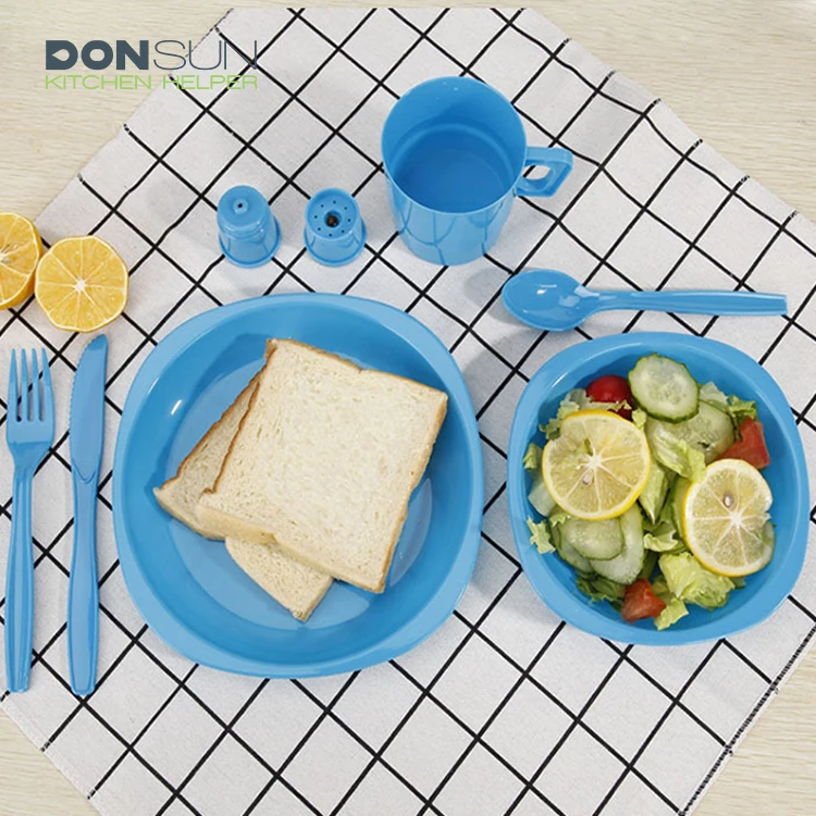 25 Pieces plastic Tableware Set camping cutlery set include Plates, Bowls, Mugs and Utensils