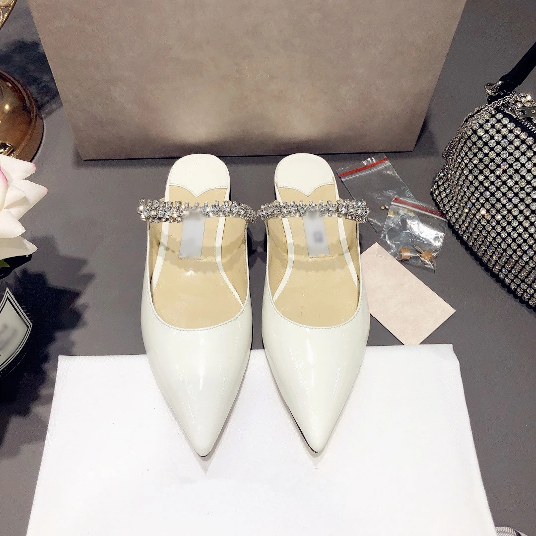 Wholesale designer brand sandal fashion ladies rhinestone flat slipper summer sequins pointed toe sandals for women