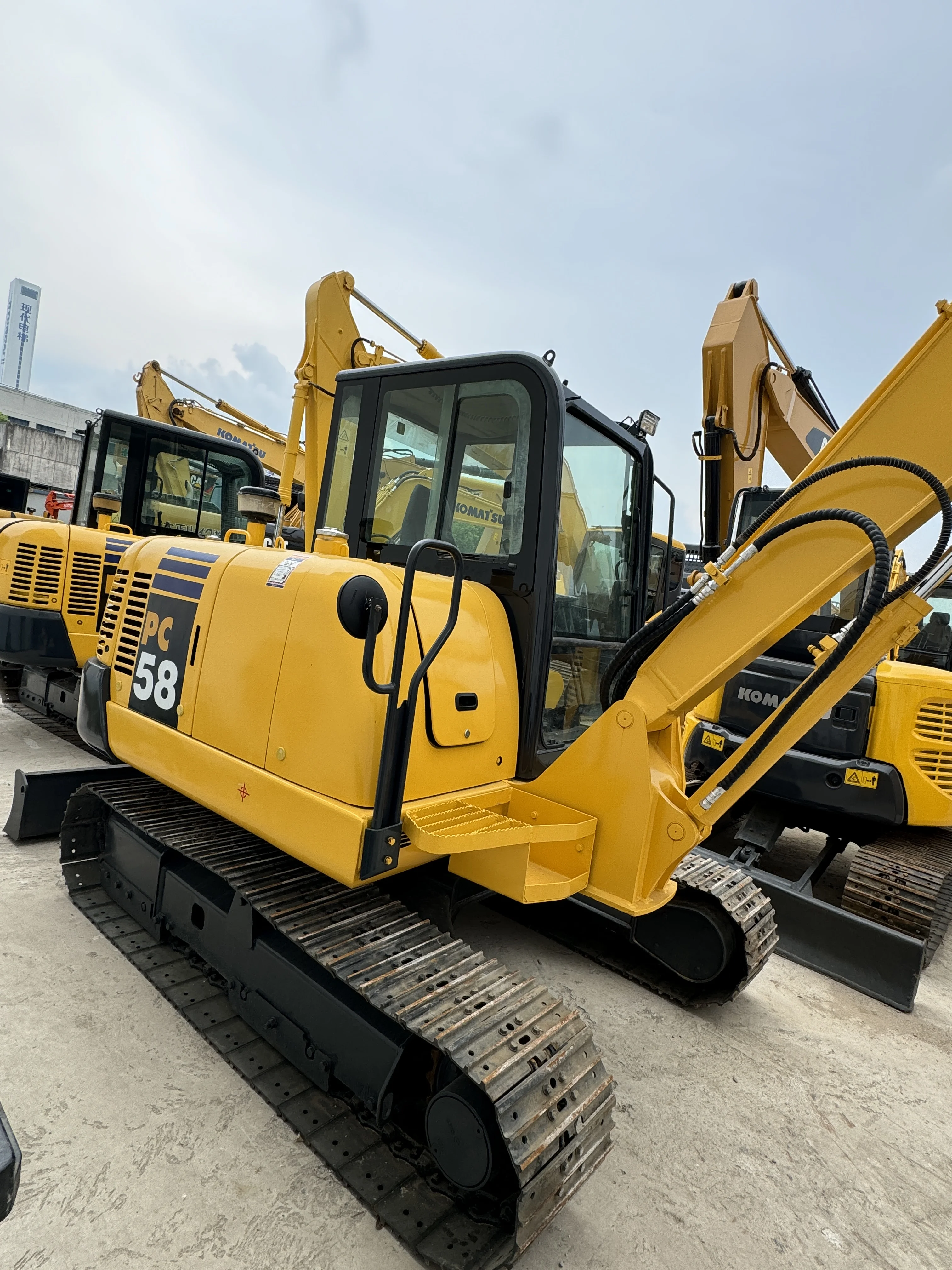 Б/у экскаватор Komatsu PC58