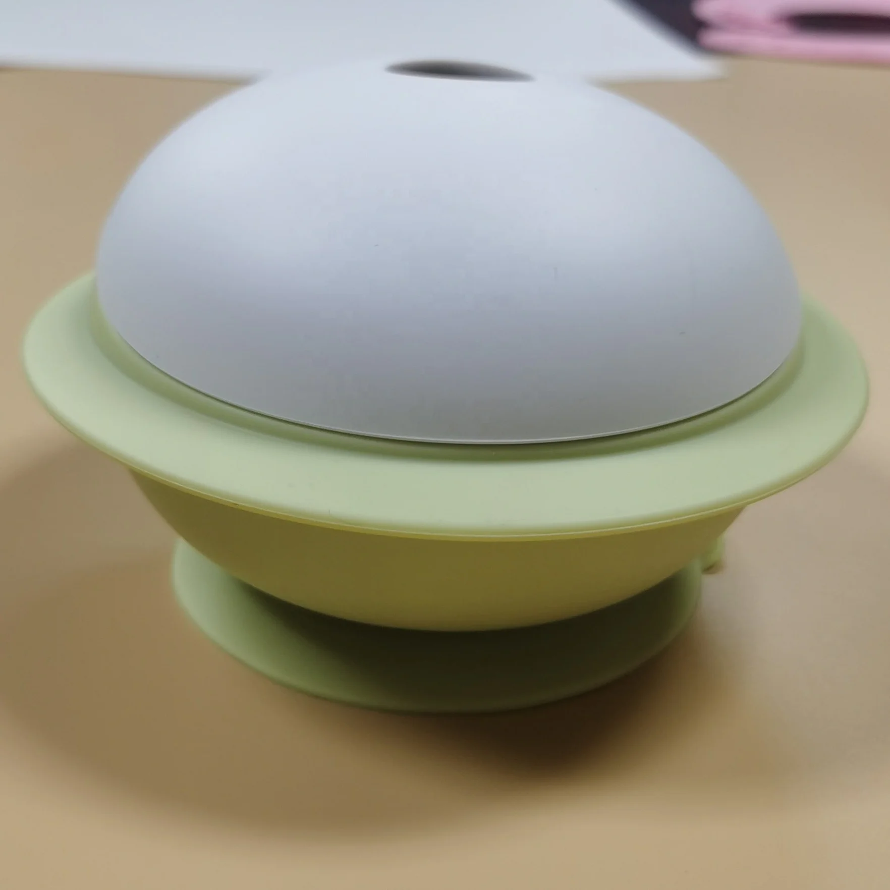High Quality Low MOQ Customization BPA Free Suction Silica Gel Dinner Plate Silicone Baby Bowl