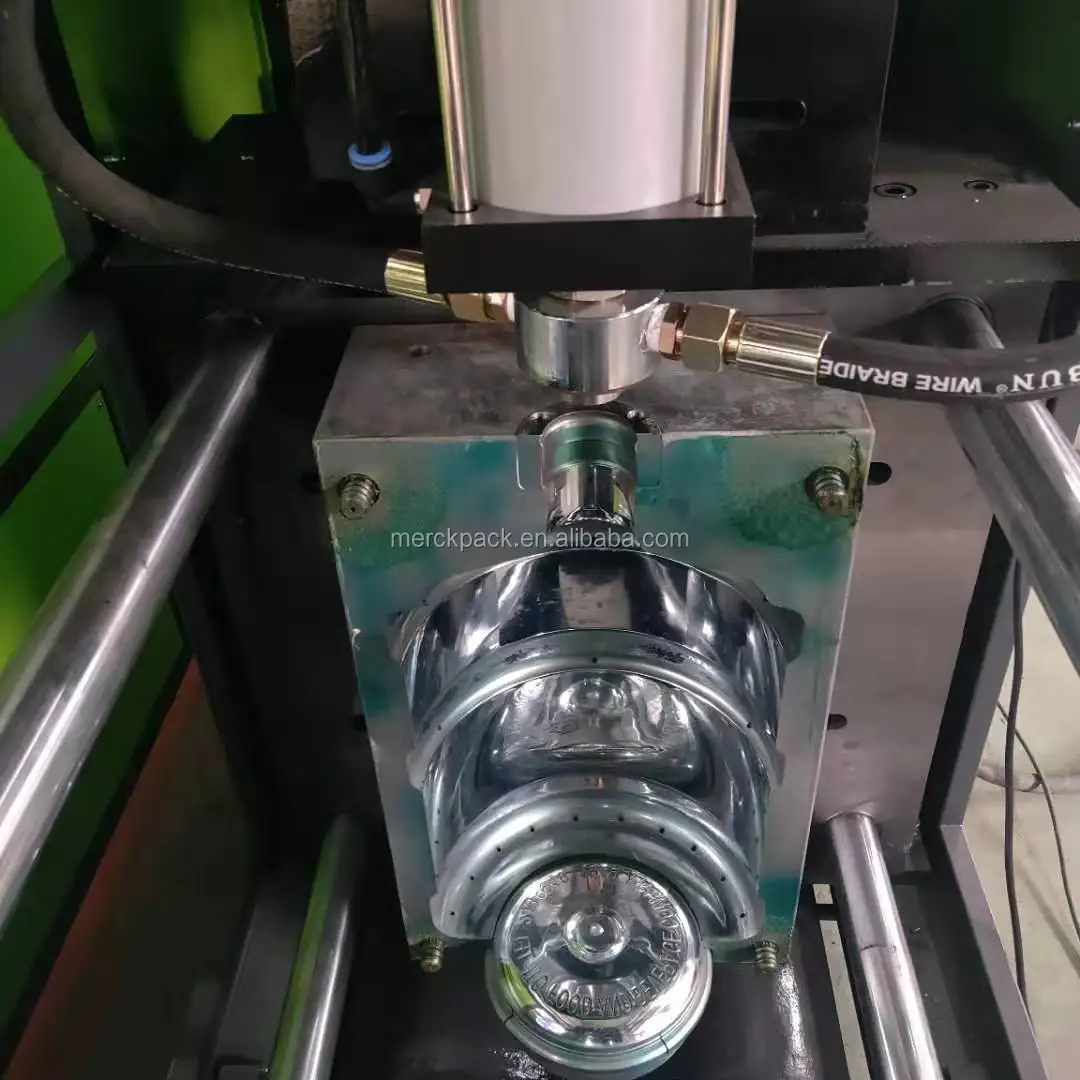 
20 Litre Blow Molding Machine / 5gallon Water Bottle Blowing Machine Price. 