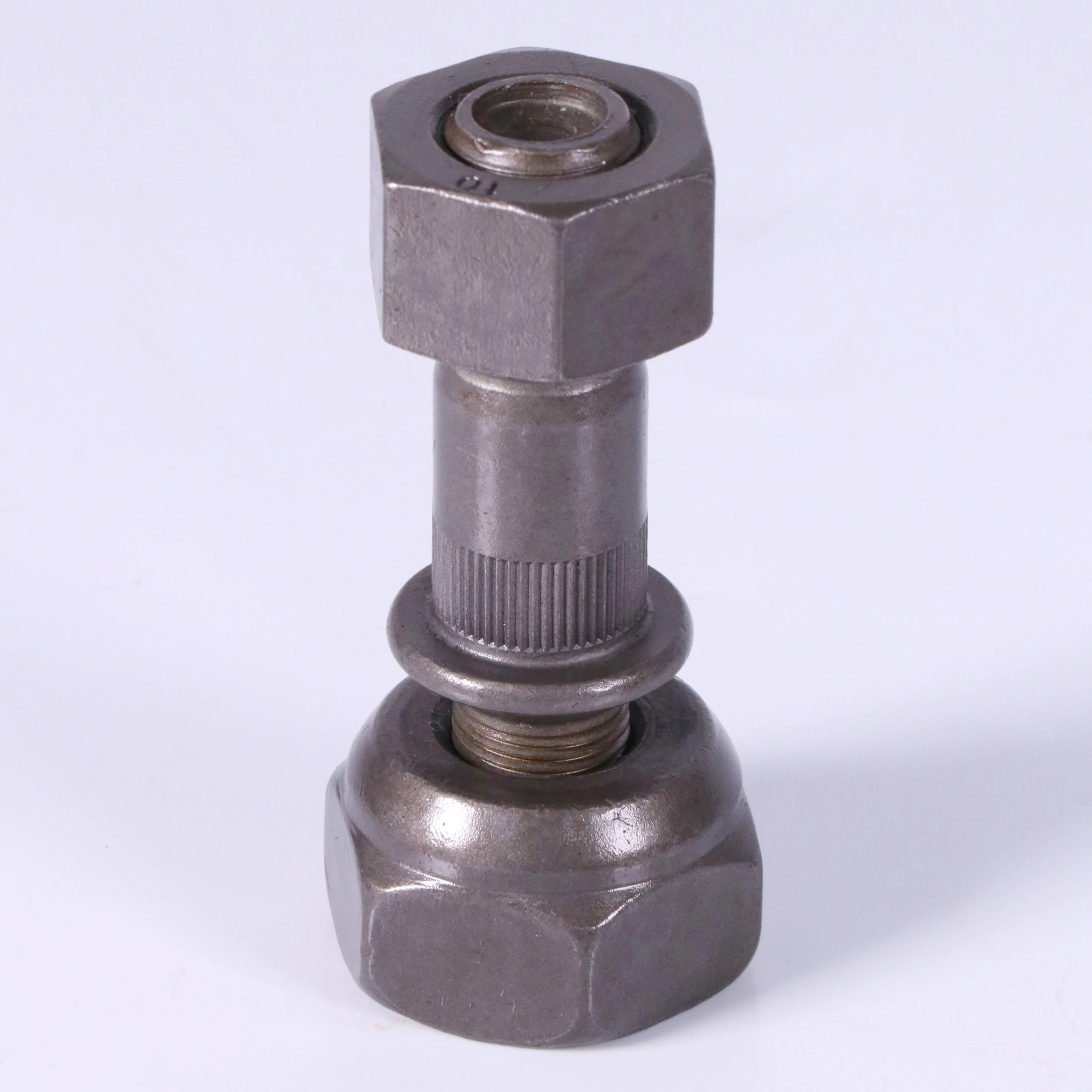 High quality  grade 10.9  ISUZU JUMBO REAR  wheel  hub bolt  M22X1.5/20X1.5X92  for Heavy  truck  wheel  bolts and nuts