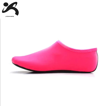 New Innovative Products Oem Beach Shoes Outdoor Swimming Aqua Socks Barefoot for Surfing
