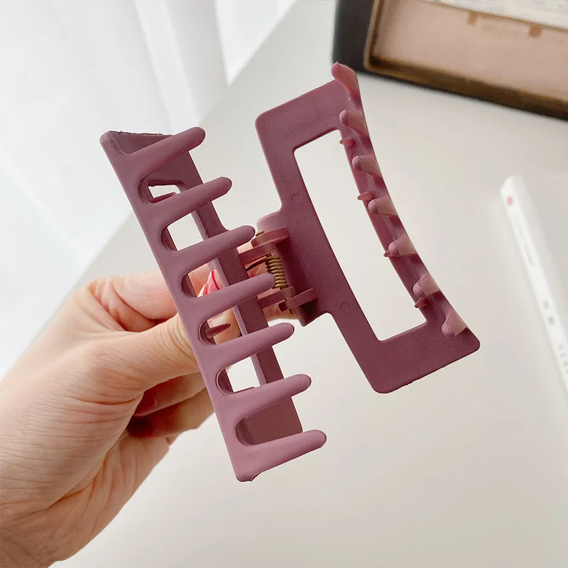 CLARMER New Arrived 8.5CM Fashion Women Hair Accessory Customizable Solid Color Matte Plastic Square Hair Claw Clips For Women
