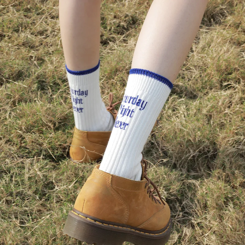 Wholesale plain solid color fashion cotton custom letter socks logo ribbed crew socks