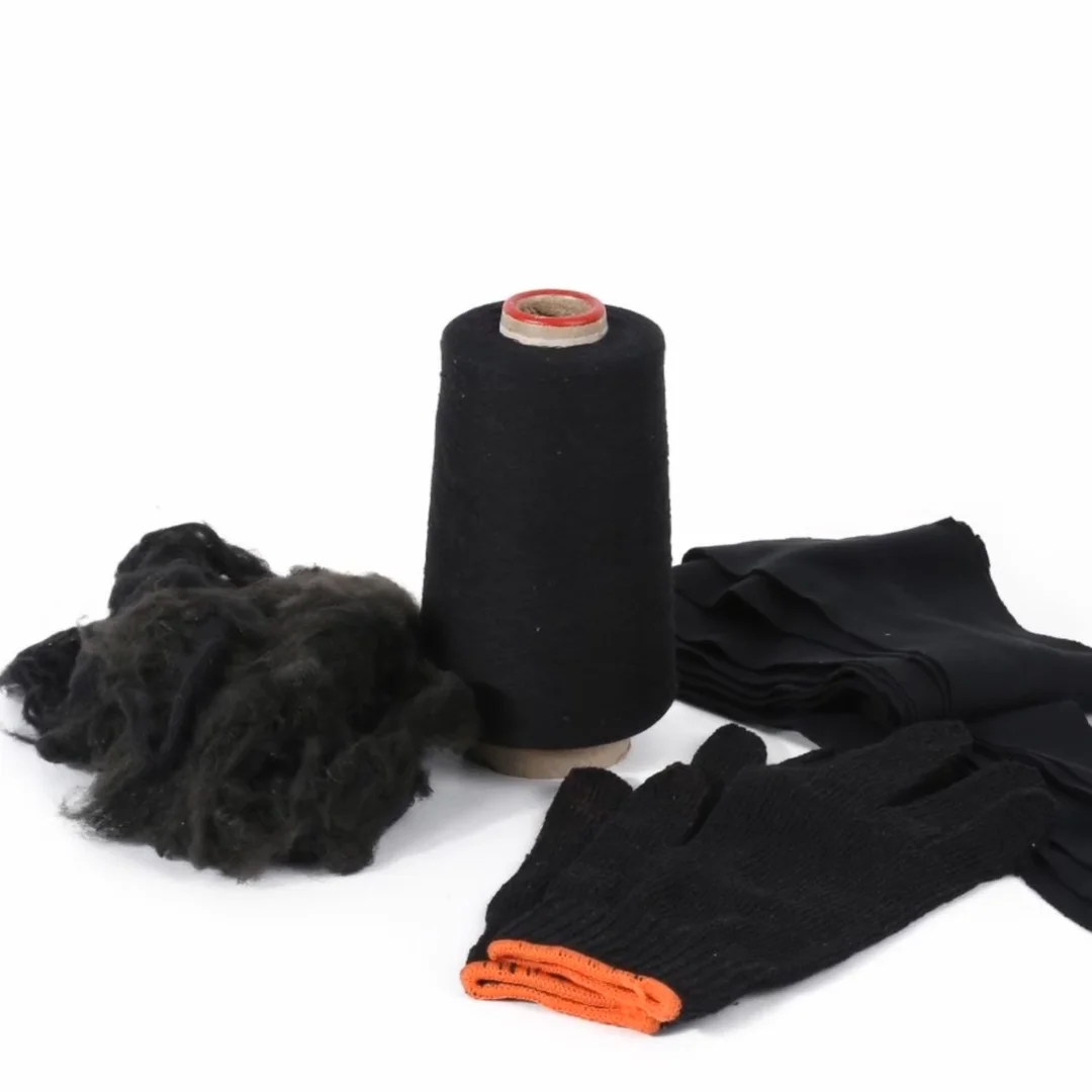 Черная переработанная хлопчатобумажная полиэфирная пряжа для рабочих перчаток