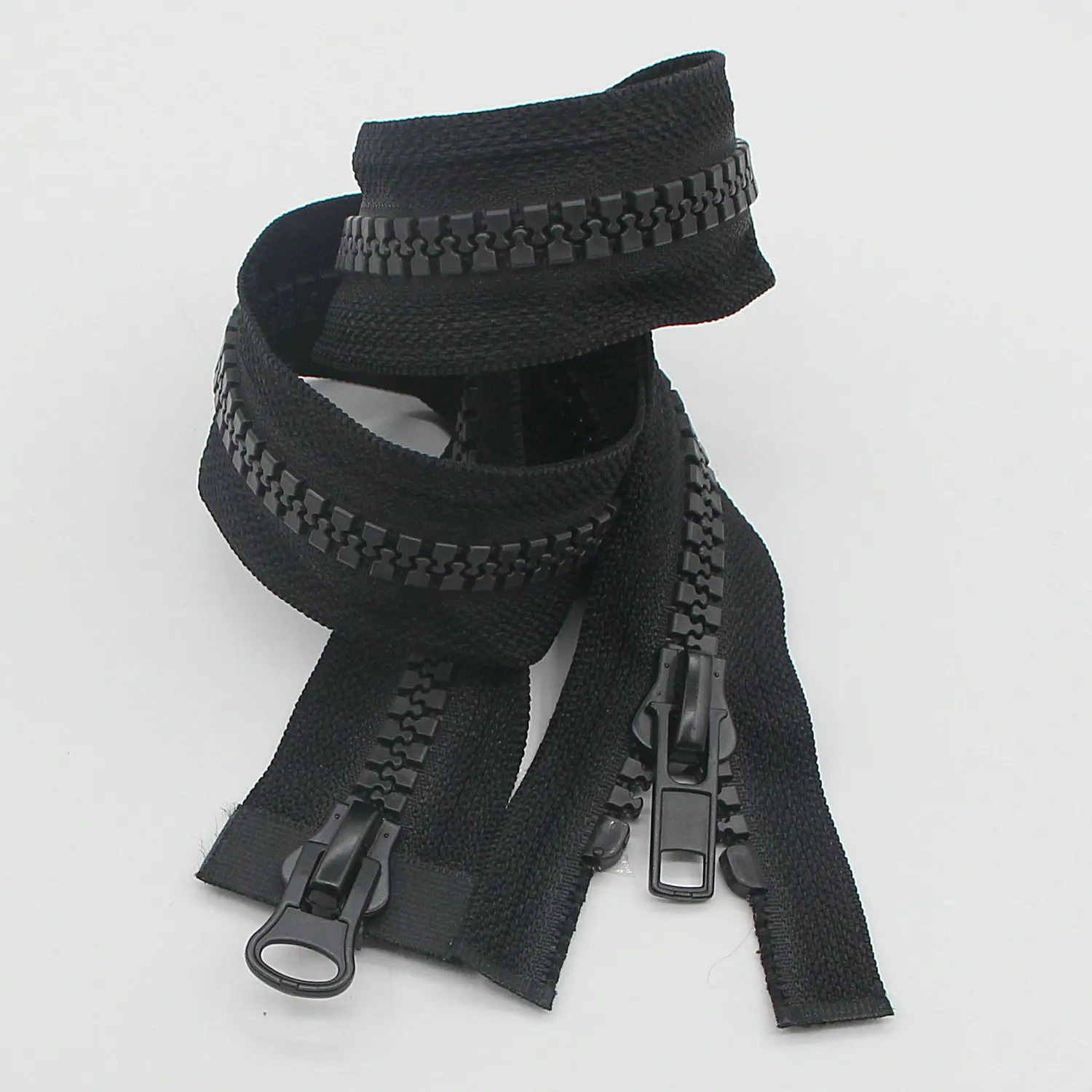 2023 #10 plastic 2 puller zipper big resin zipper