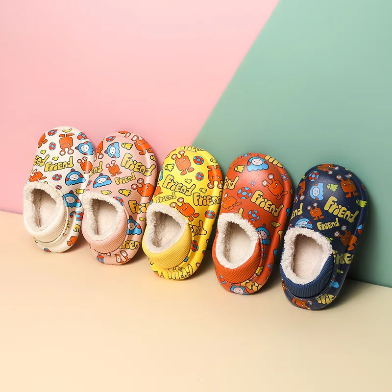 Одежда для малышей милые Clog с принтом в виде персонажей из мультфильма теплые; Обувь сада; без шнуровки; Домашние тапочки; мальчиков и