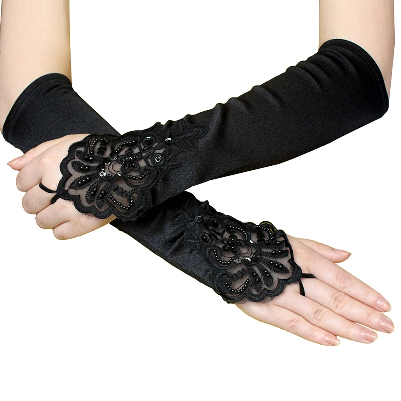 bridal lace gloves.jpg