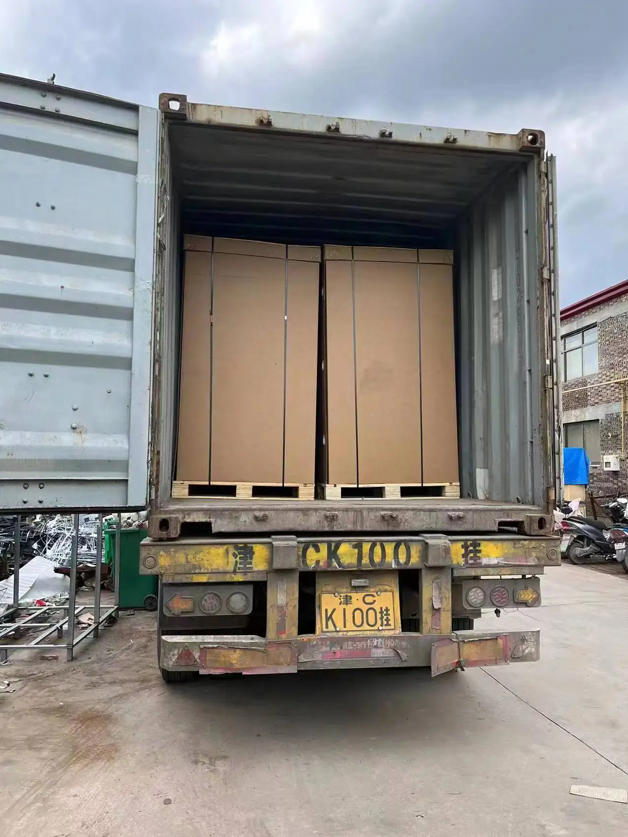 reverse vending machines bottles and cans recycle