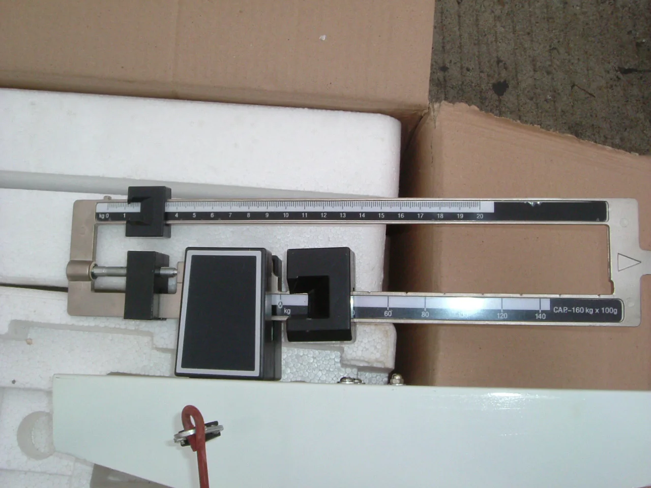 SERICO 200KG Square Column Double Beam Balance Weighting Scales Body Scale Model RGT-200 With Height Ruler