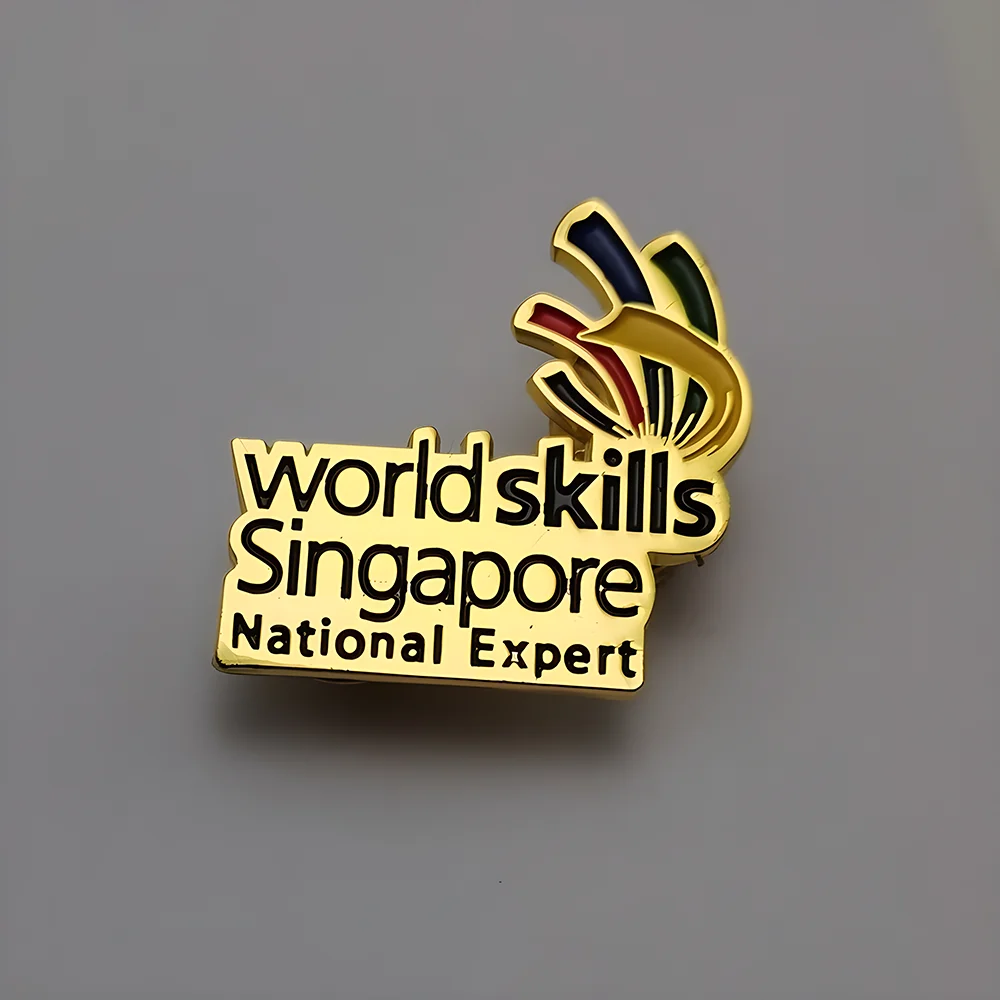 Wholesale design anime characters custom badges cheap metal soft enamel lapel pin for clothing logo customization safety pin