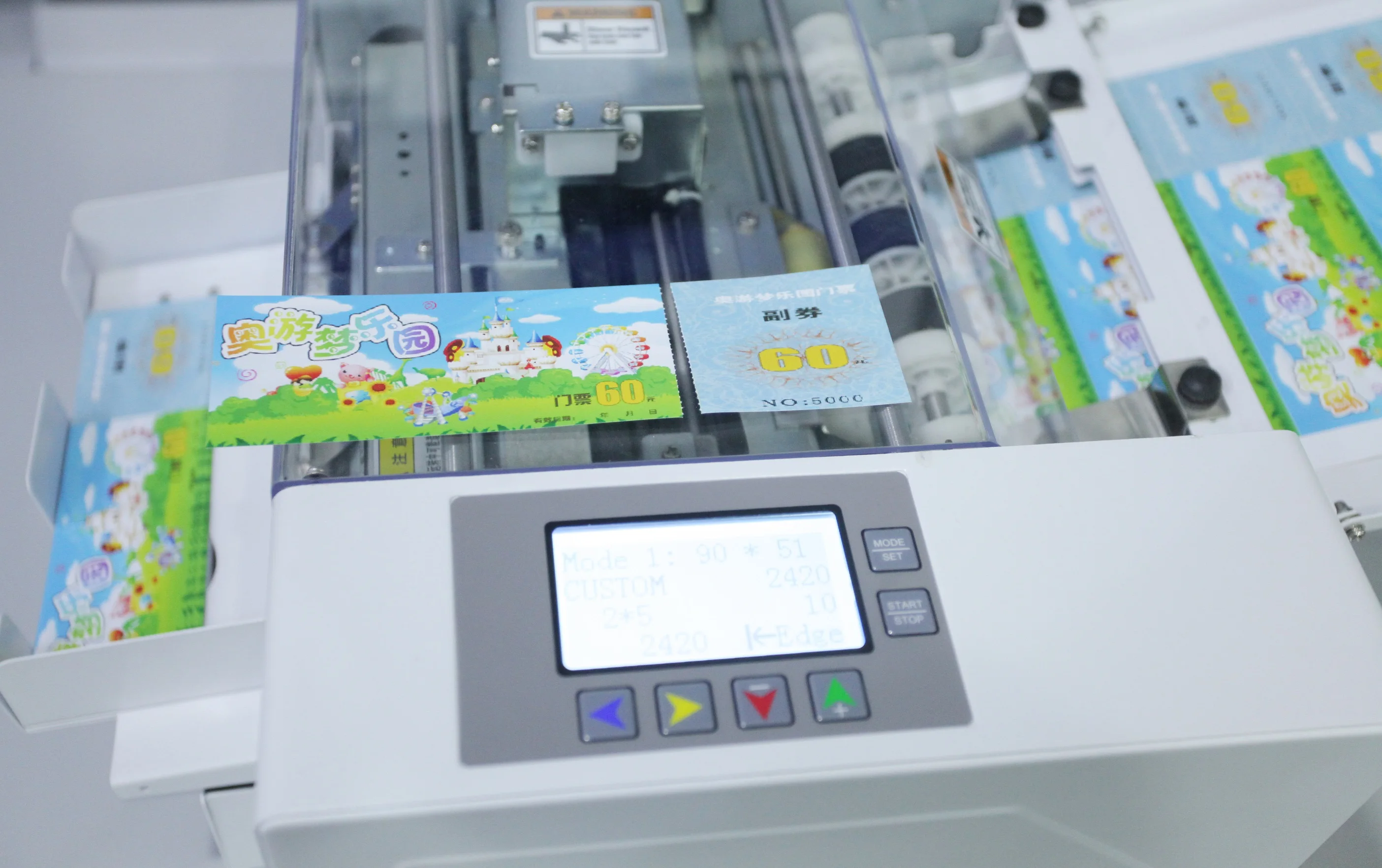 
A4 size desktop full automatic business card cutter at high speed A4 CE 