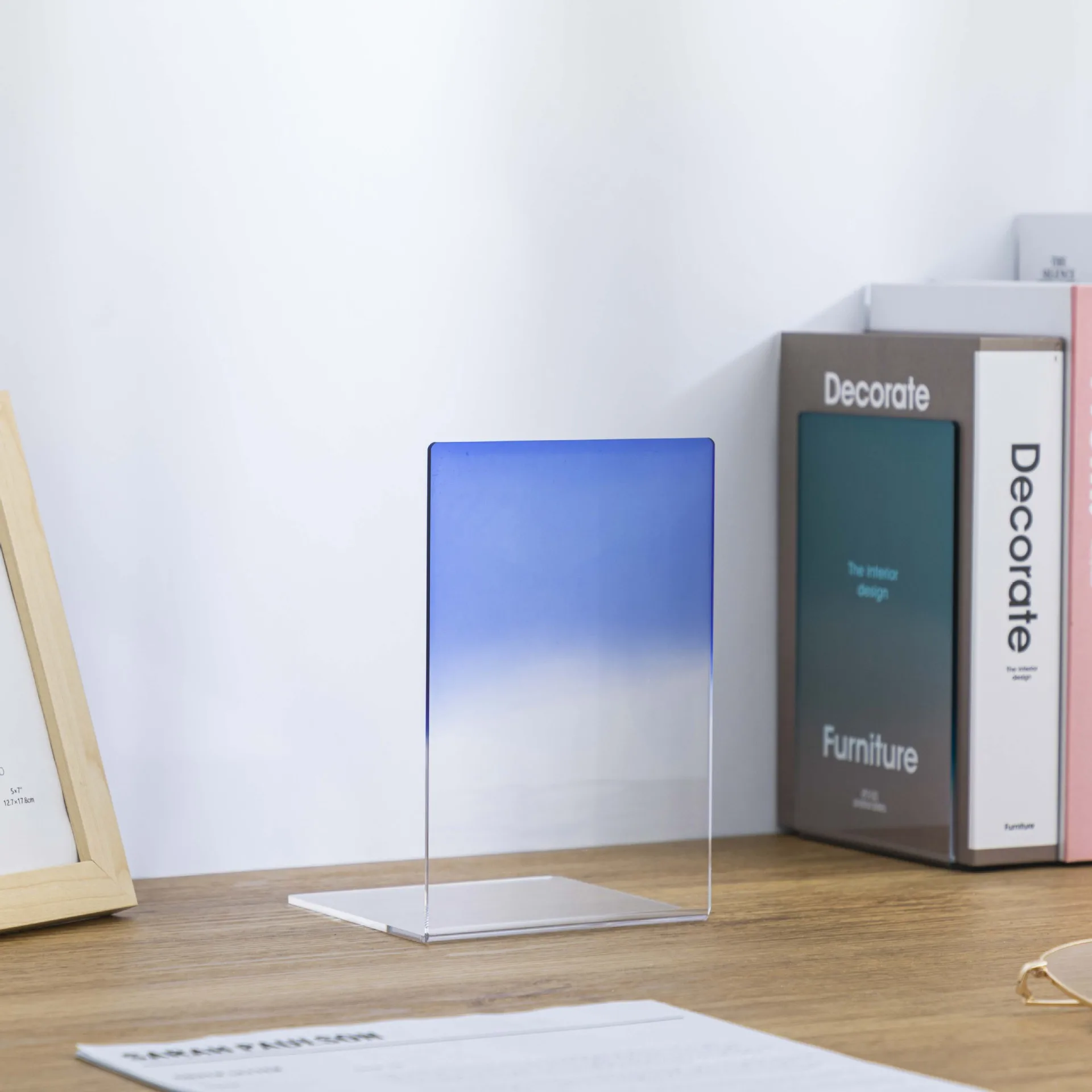 Wholesale Clear Acrylic Magazine File Holder Desk Organizers And Accessories Book Stand Rack For Office Organization