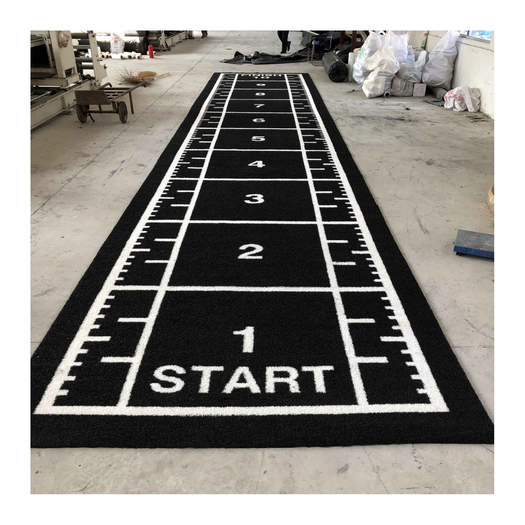JS Customized Logo Indoor Golf Training Mat Marked Gym Sport Flooring Turf Black Artificial Grass for gym