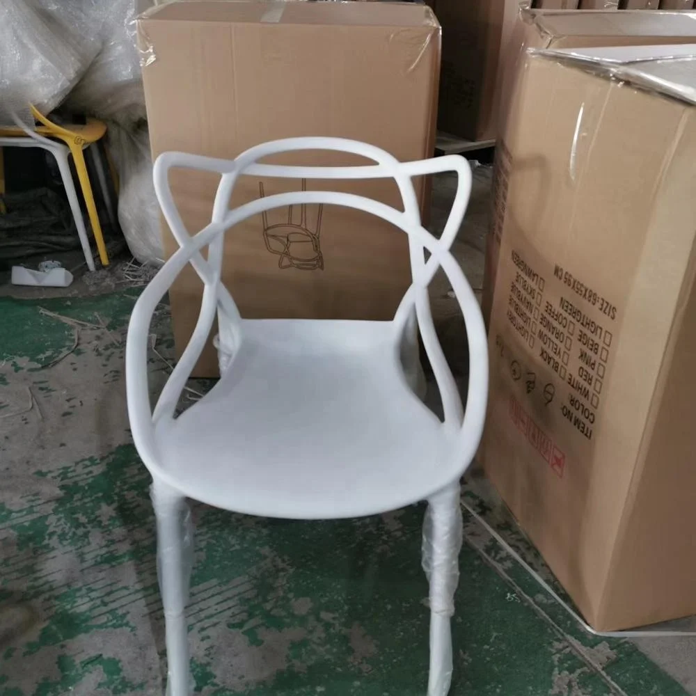 Stackable cafe modern design restaurant PP plastic lounge leisure low arm dinning chair