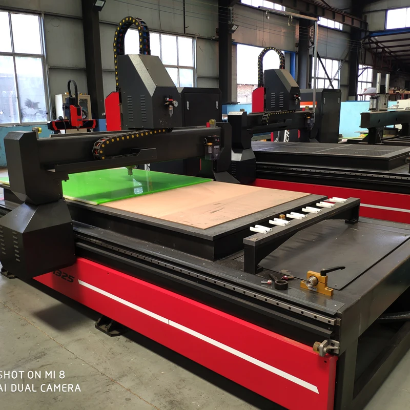 XJ 1325 Wood Cnc Router Advertising Machine For Cabinet