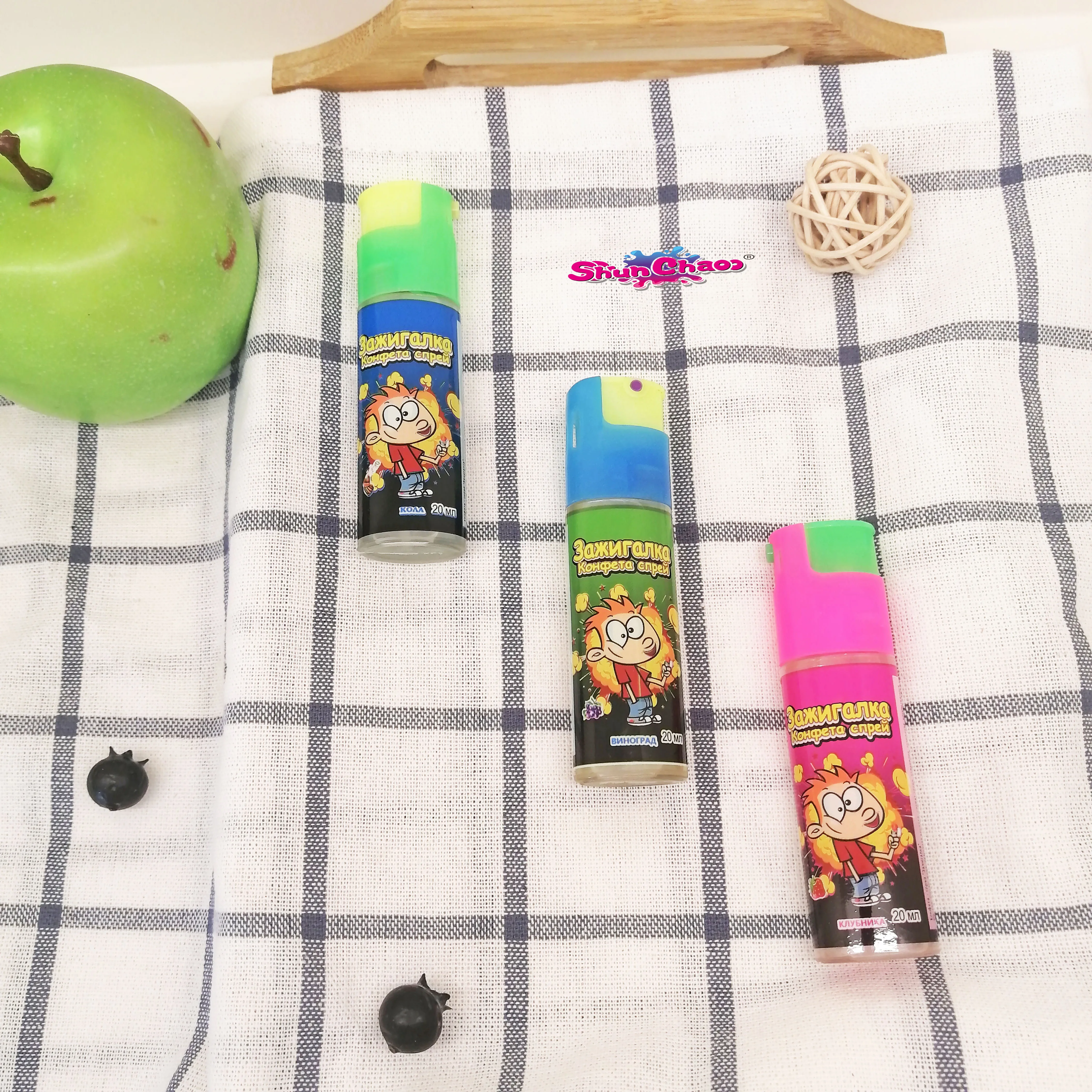 Classic Fashionable lighter Unique Crazy Mixed Fruit Flavor Spray Candies