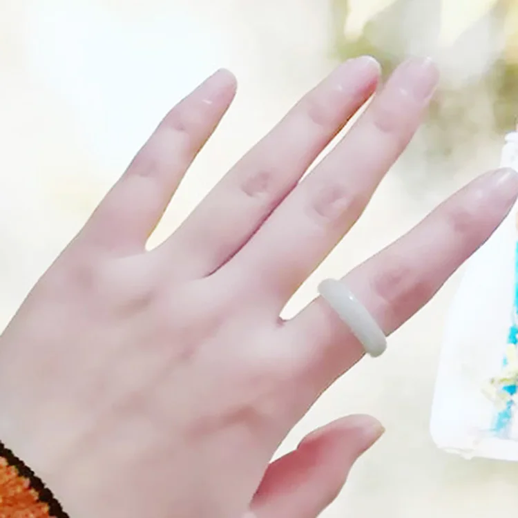 Wholesale fashion trending multi-color Luminous stone ring growing in dark ring for male and female