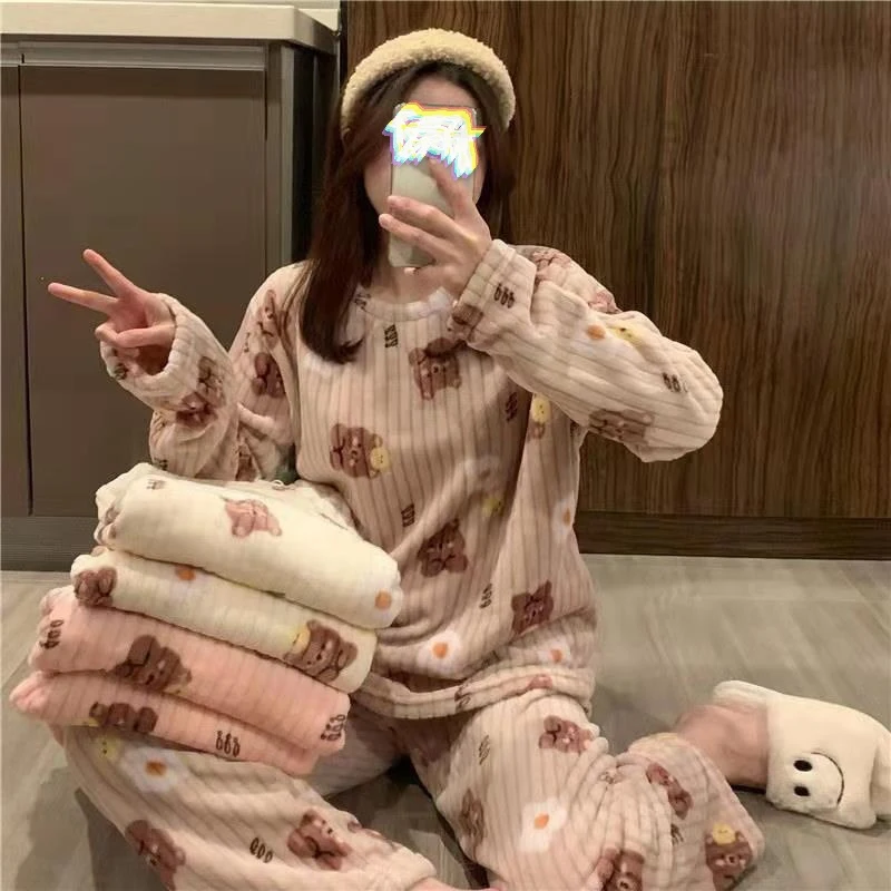 factory wholesale winter flannel printed cute pijamas for women new design pajamas set warm nightgown