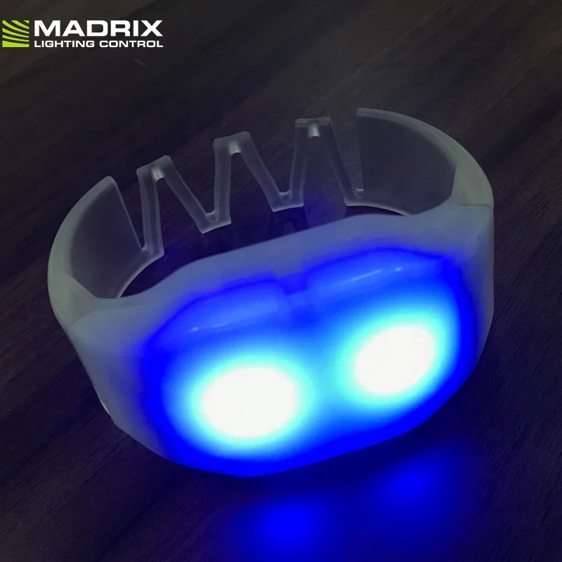
3 Channels 256 Grayscale DMX Remote Controlled Led Bracelet for Event 