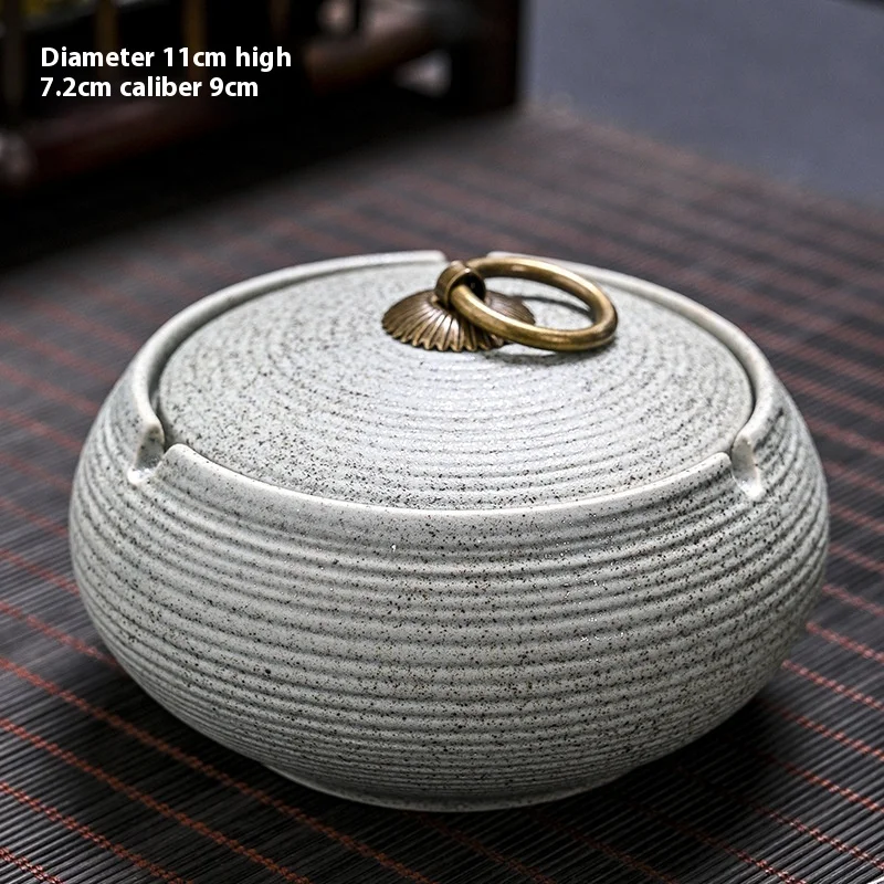 Wholesale Indoor and Outdoor Ceramic Ashtray with Windproof Lid Desktop Smoking Ash Tray for office Smokers