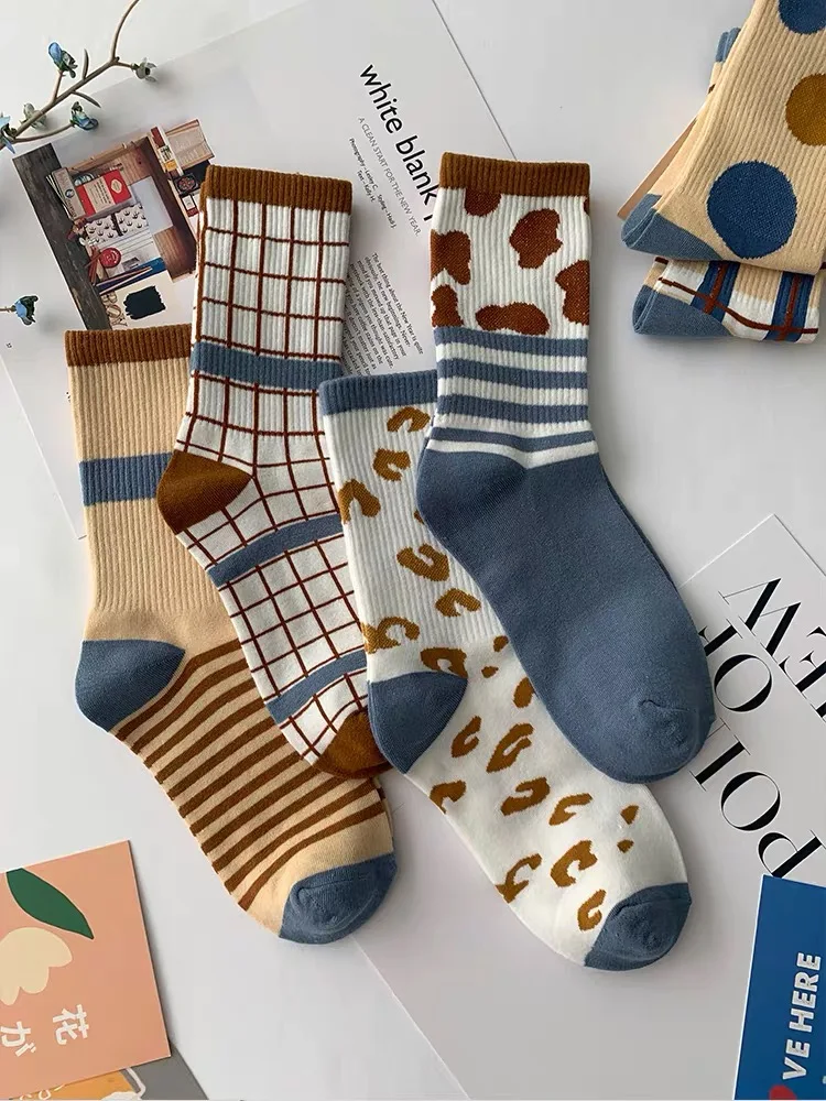 Hot selling latest fashion beauty striped stockings Polyester socks