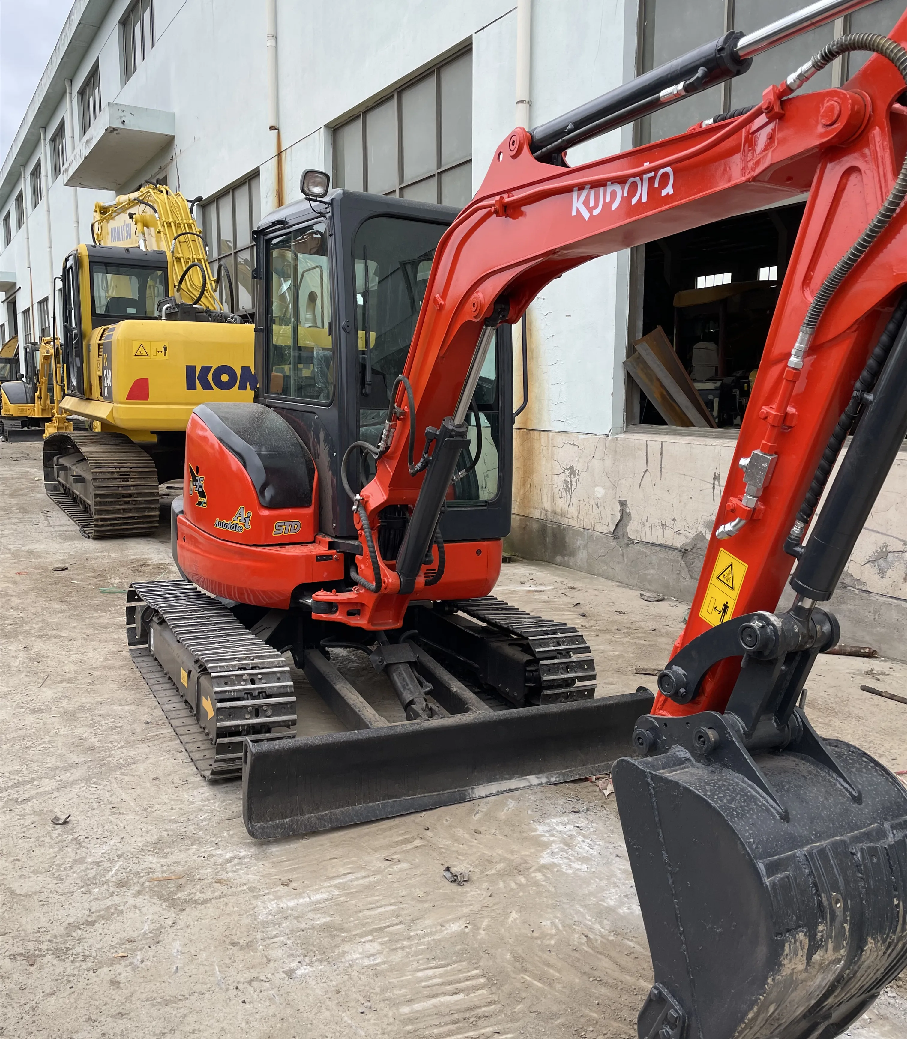 Japan Original Kubota U35 Mini Digger Used 3.5t Kubota U35s U30crawler Excavator