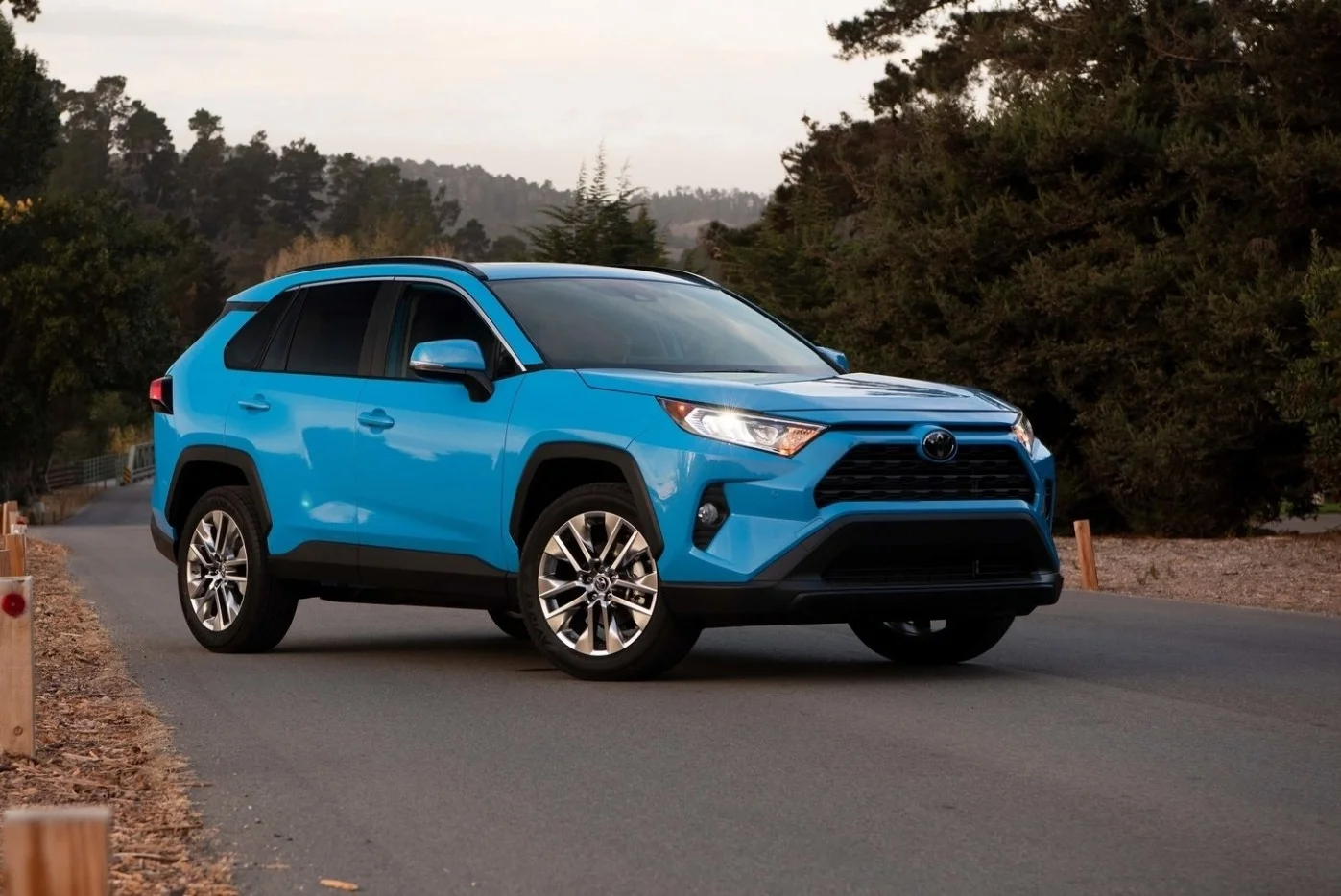 Новый 2024 TOYOTA RAV4 для продажи LHD и RHD