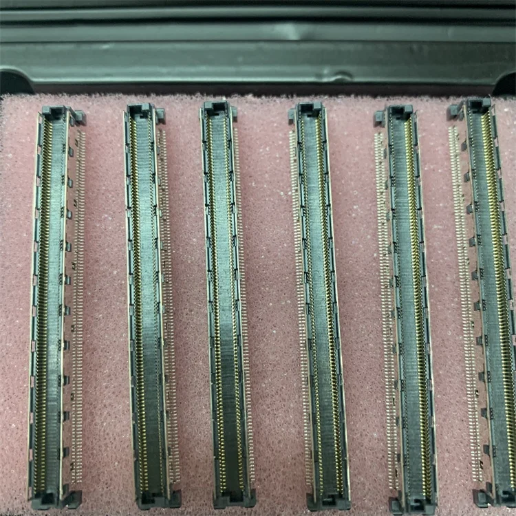  New Original 3-6318491-6 Rectangular board to Connector 0.5mm 220P in