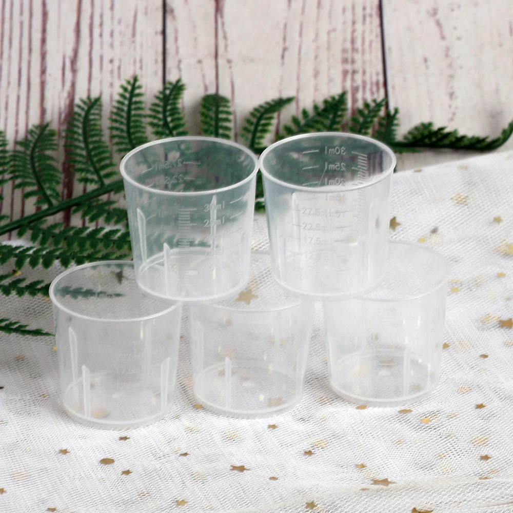 Factory wholesale 30ml plastic kitchen or laboratory measuring cups with clear scales on both sides
