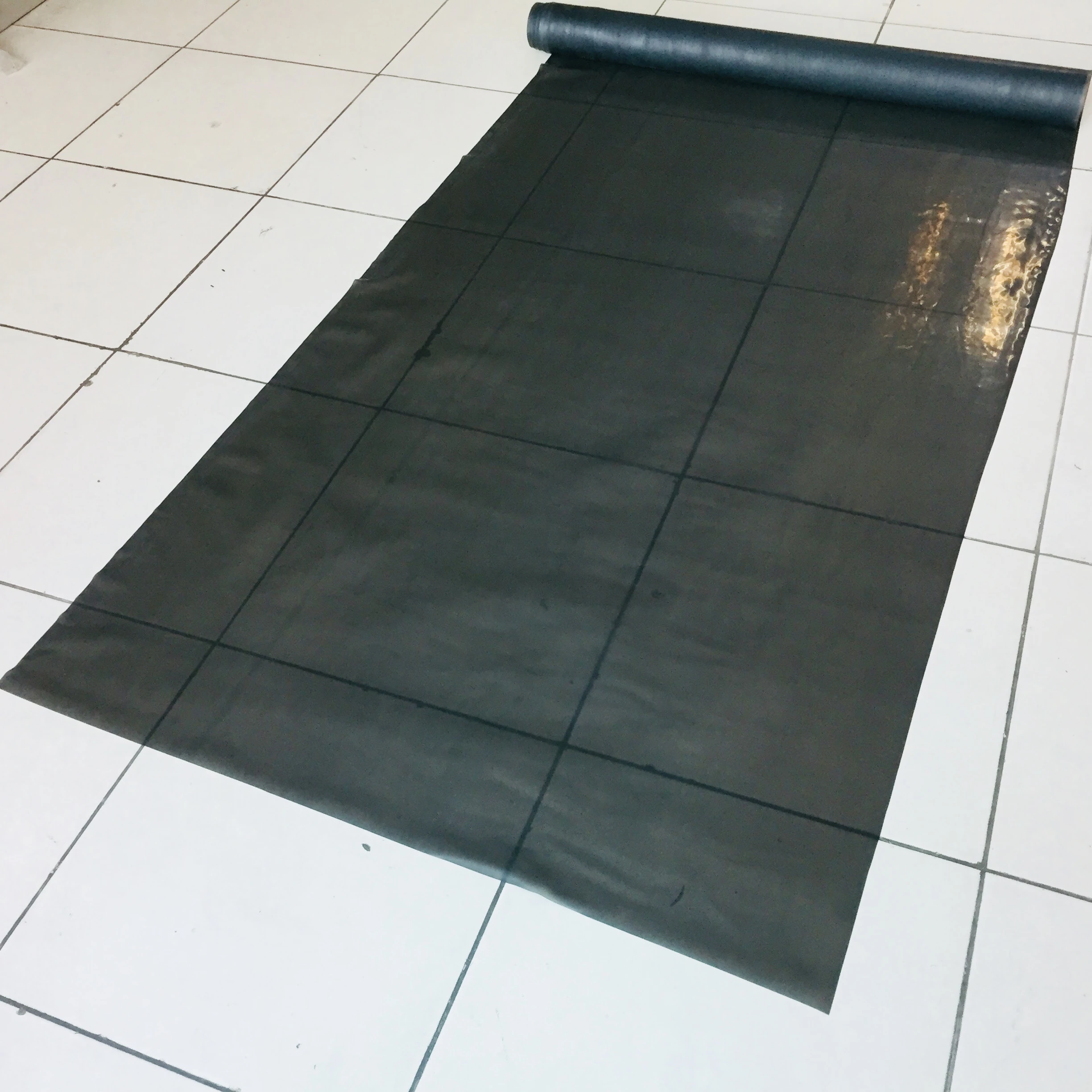 Прозрачный черный эластичный латексный лист в рулонах