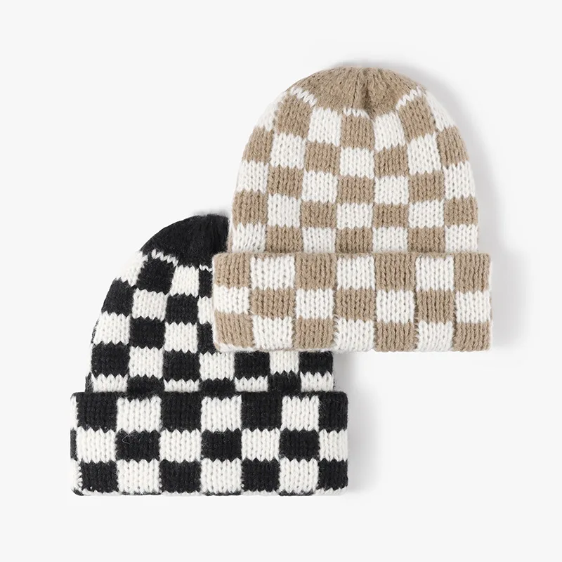 Classic Fashion Winter Warm Thickened Unisex Cuffed Plaid Crochet Multi Checkered Knit Beanie Hat