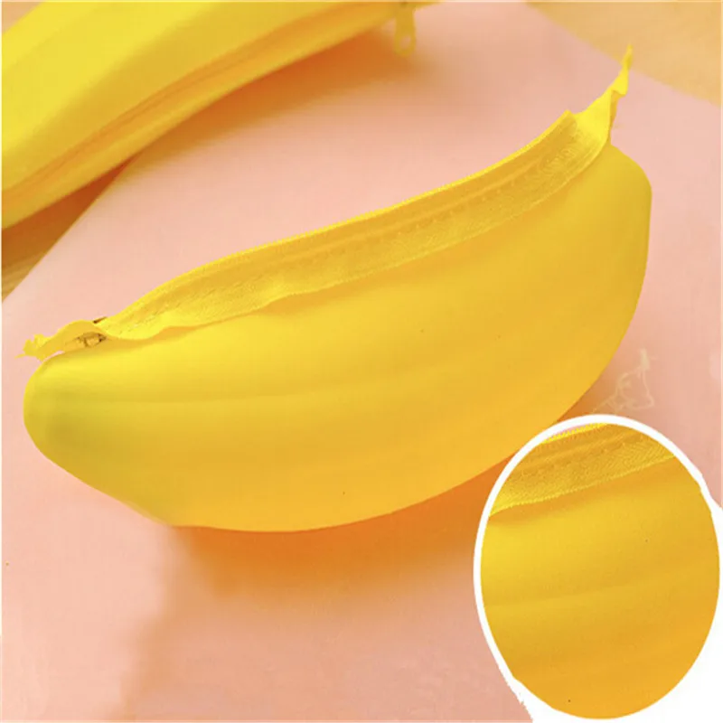 Unisex Men Women Girls Novelty Silicone Portable Banana Coin Pencil Pen Case Purse Bag Case Wallet Pouch with Keyring