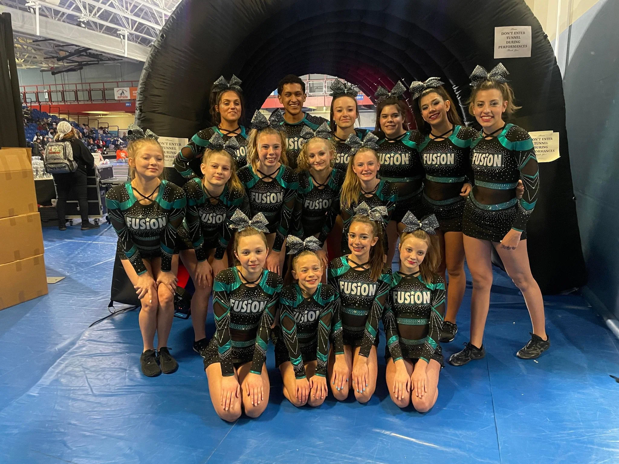 Rhinestone cheerleading uniforms spandex two piece women cheer Practice uniform